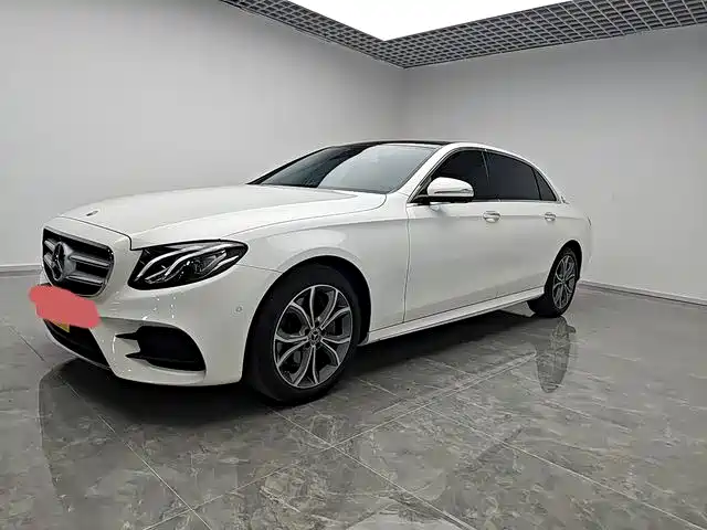 MERCEDES-BENZ  E CLASS