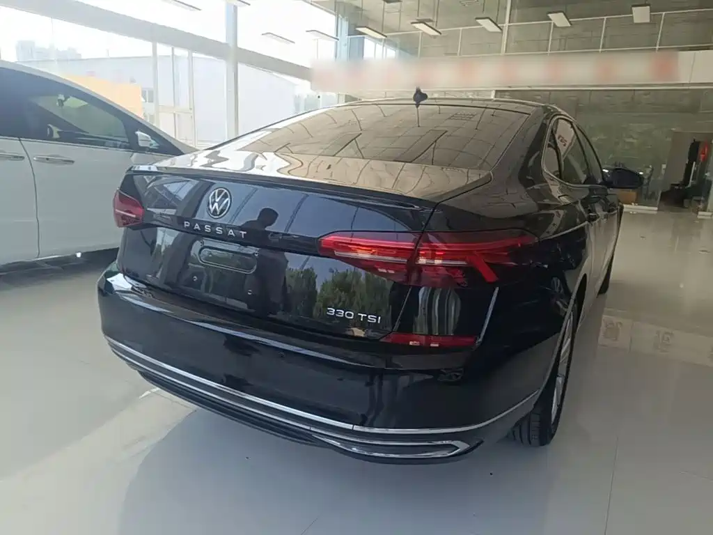 Volkswagen Passat — миниатюра 7