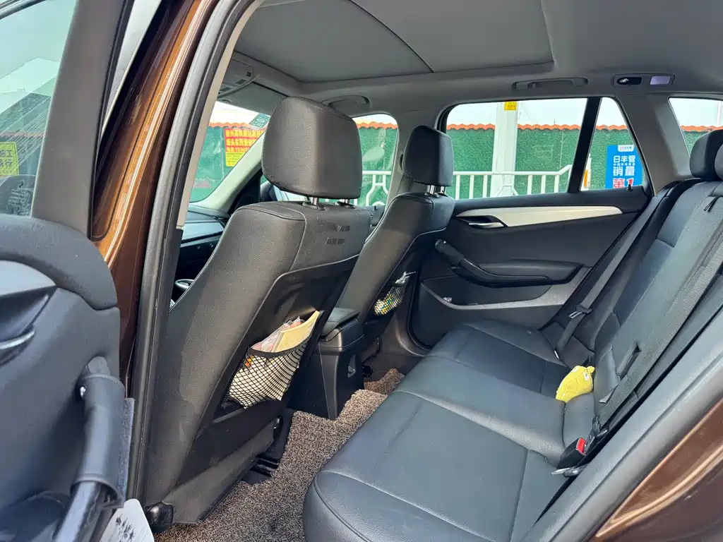 BMW X1 — миниатюра 6
