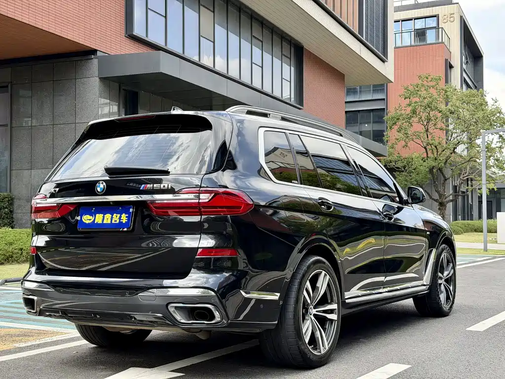 BMW X7 — миниатюра 15