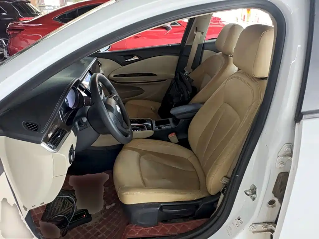 Buick Verano — миниатюра 15
