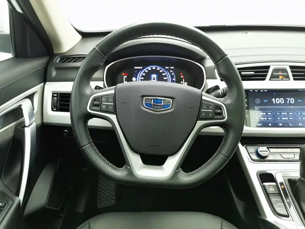 Geely Boyue — миниатюра 11