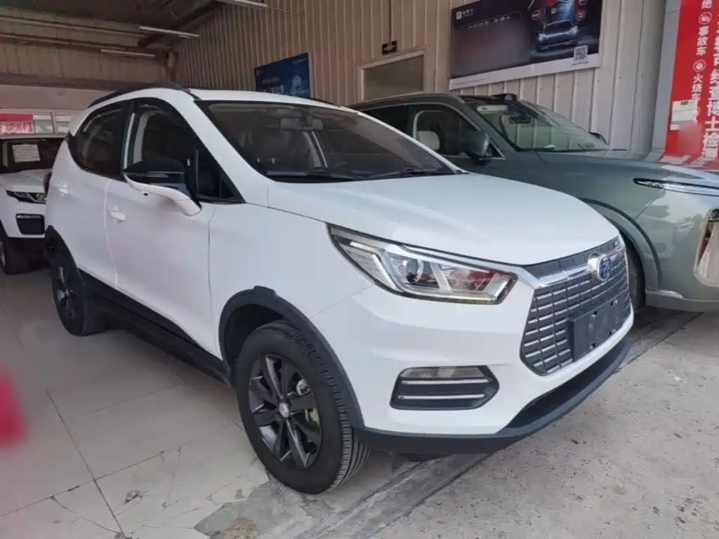 BYD Yuan EV — миниатюра 4