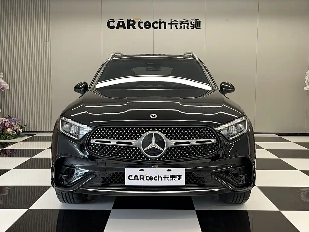 Mercedes-Benz GLC 2023 GLC 300 L 4MATIC 5 мест