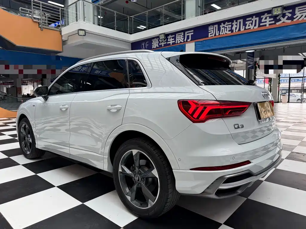 Audi Q3 — миниатюра 5
