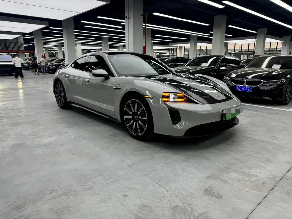 Porsche Taycan 2019 Taycan 4S