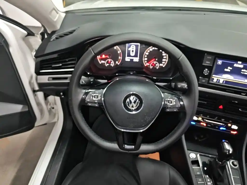 Volkswagen Bora — миниатюра 11