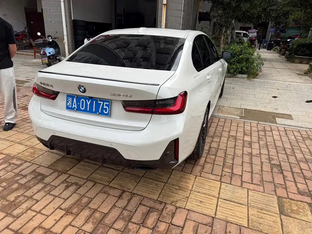 BMW 3 Series — миниатюра 10