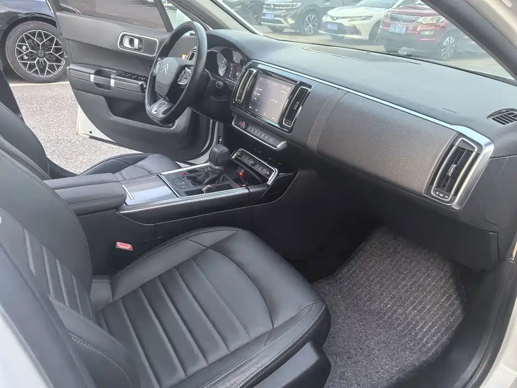Citroen C6 — миниатюра 15