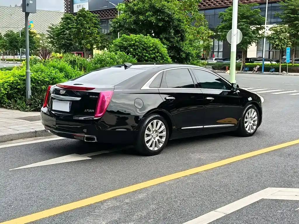 Cadillac XTS 2017 28T Elite