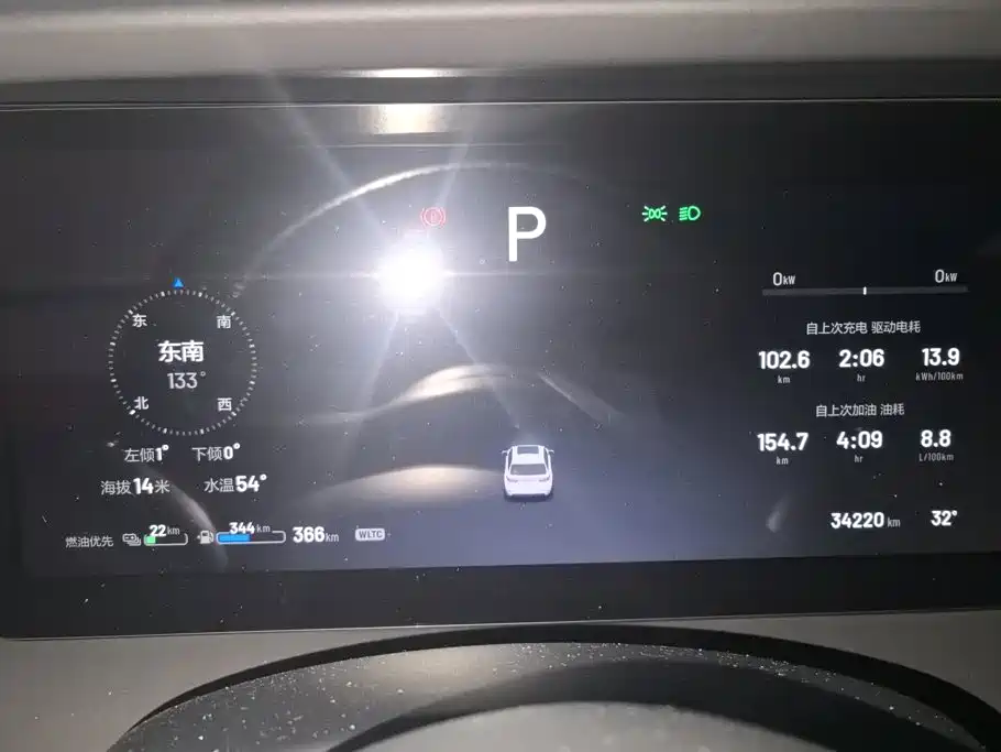 Li Auto Li ONE — миниатюра 14