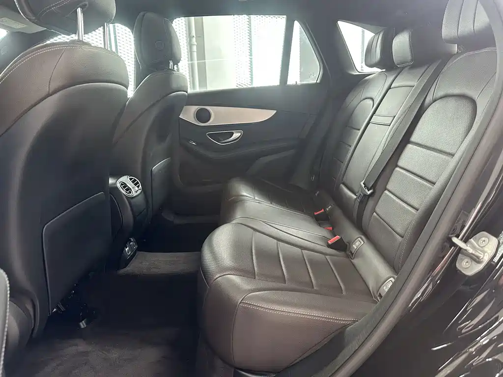 Mercedes-Benz GLC — миниатюра 7