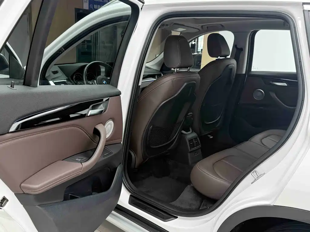 BMW X1 — миниатюра 8