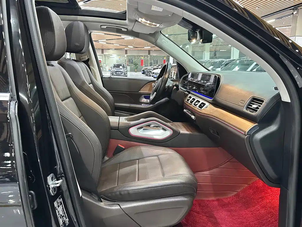Mercedes-Benz GLE New Energy — миниатюра 14
