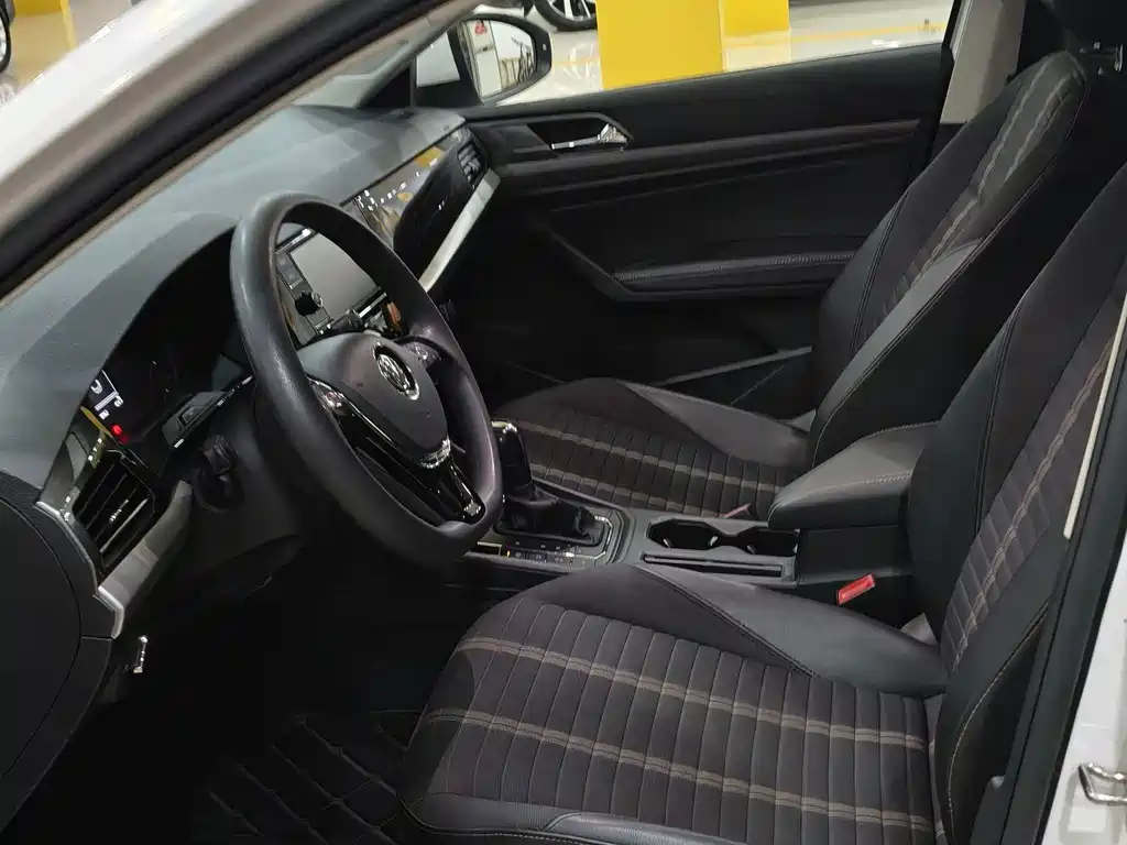Volkswagen Lavida — миниатюра 8