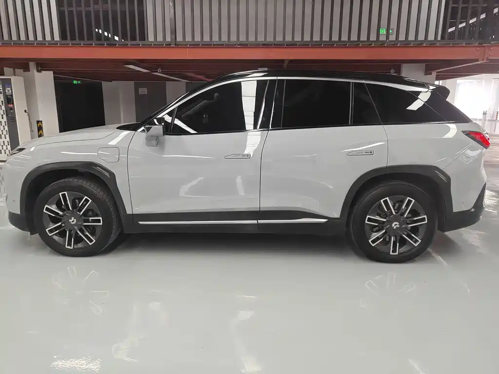 NIO ES6 — миниатюра 7