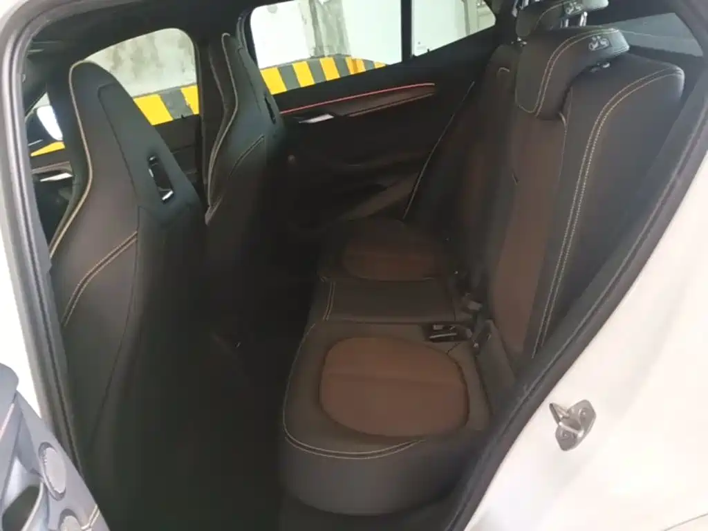 BMW X2 — миниатюра 17