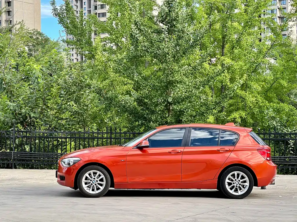BMW 1 Series (Import) — миниатюра 5