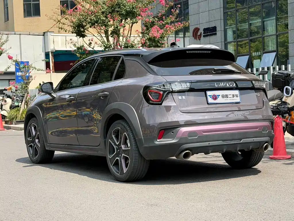 Lynk & Co 02 — миниатюра 4