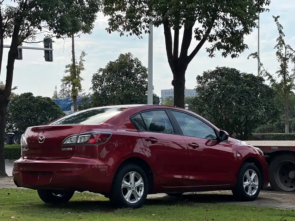 Mazda 3 Xingcheng — миниатюра 7