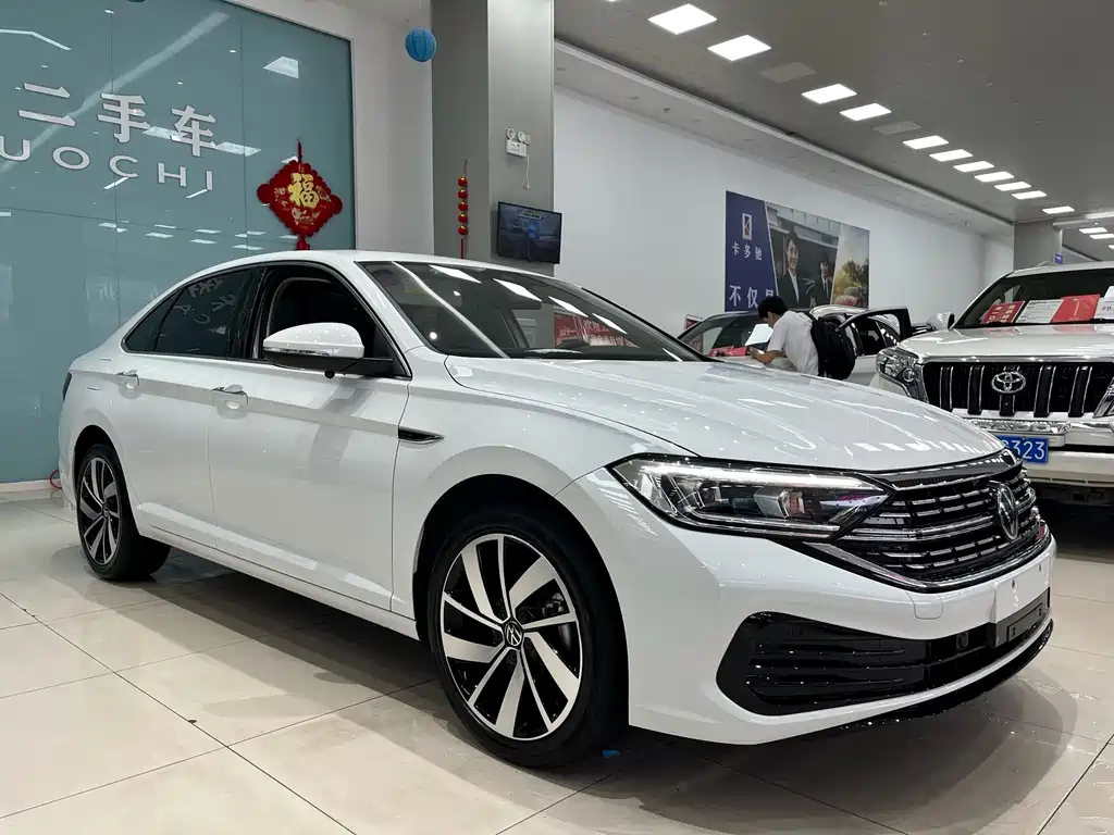 Volkswagen Sagitar — миниатюра 4
