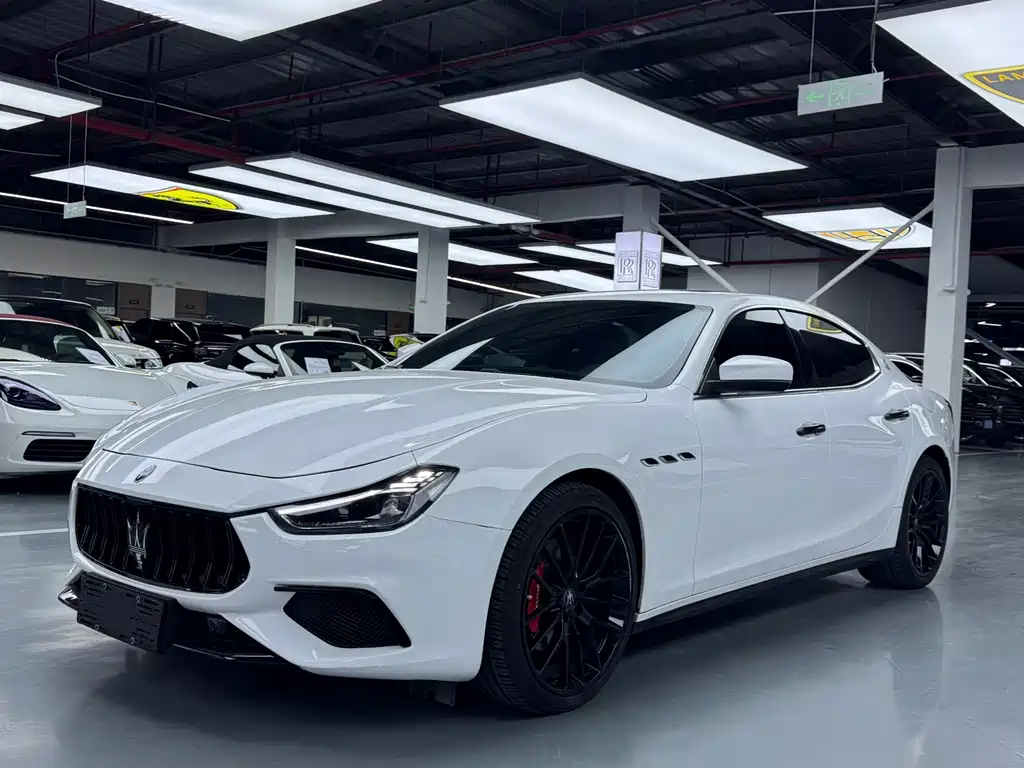2016 Maserati Ghibli - zdjęcie 1 z 19