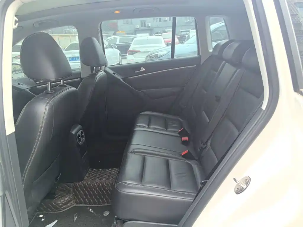 Volkswagen Tiguan — миниатюра 17