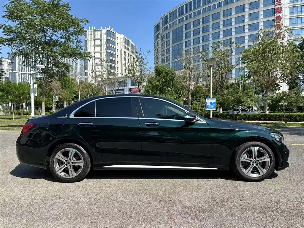 MERCEDES-BENZ  C CLASS