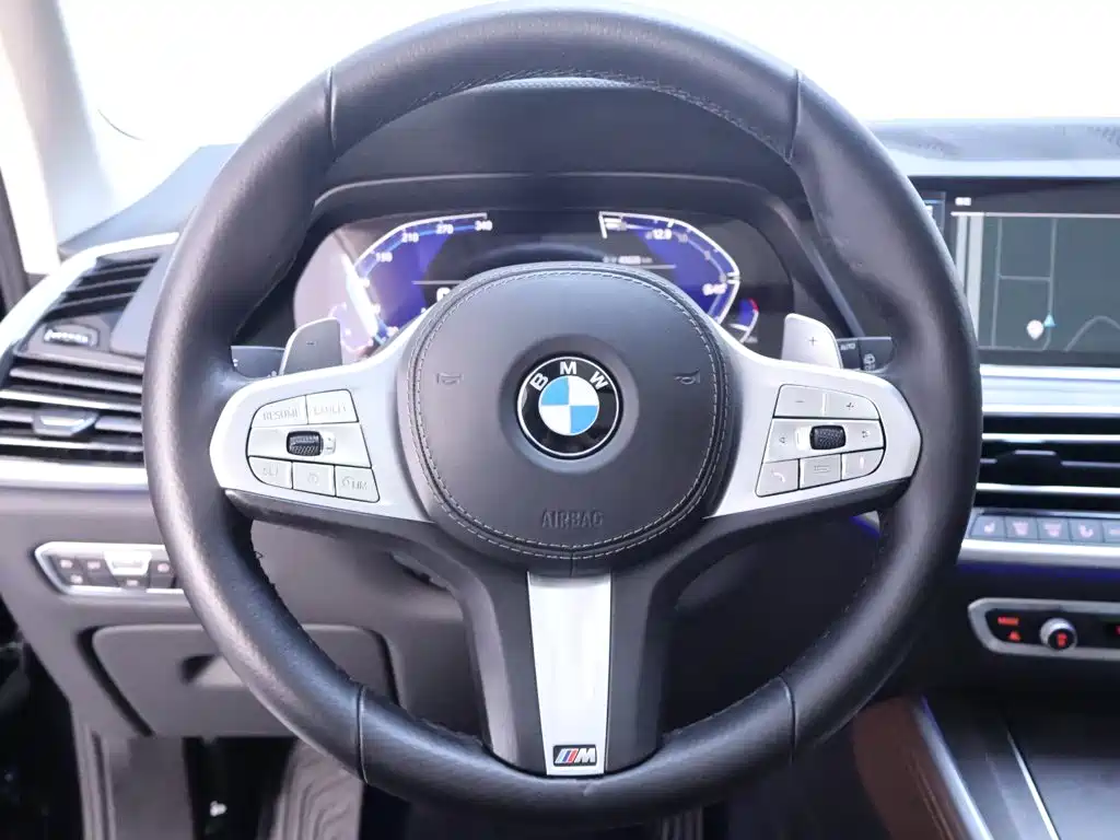 BMW X5 (Import) — миниатюра 17