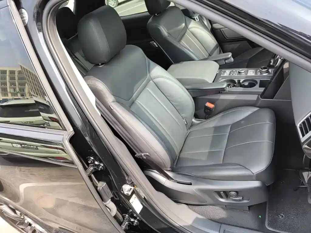 Land Rover Discovery — миниатюра 25
