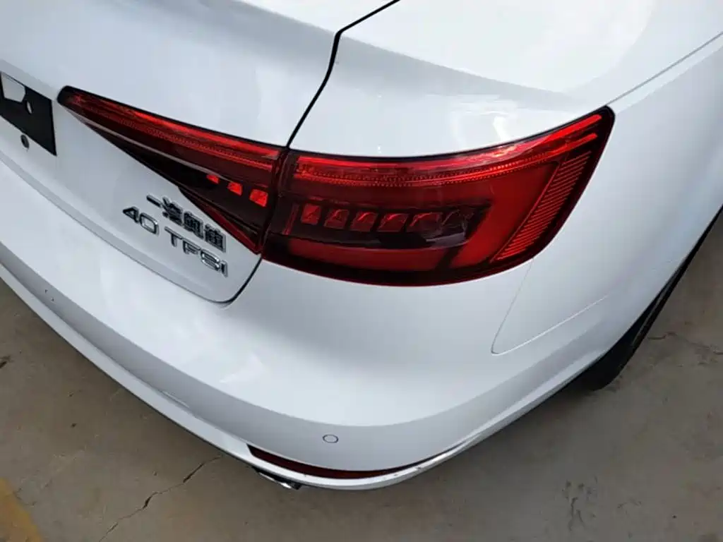 Audi A4L — миниатюра 8