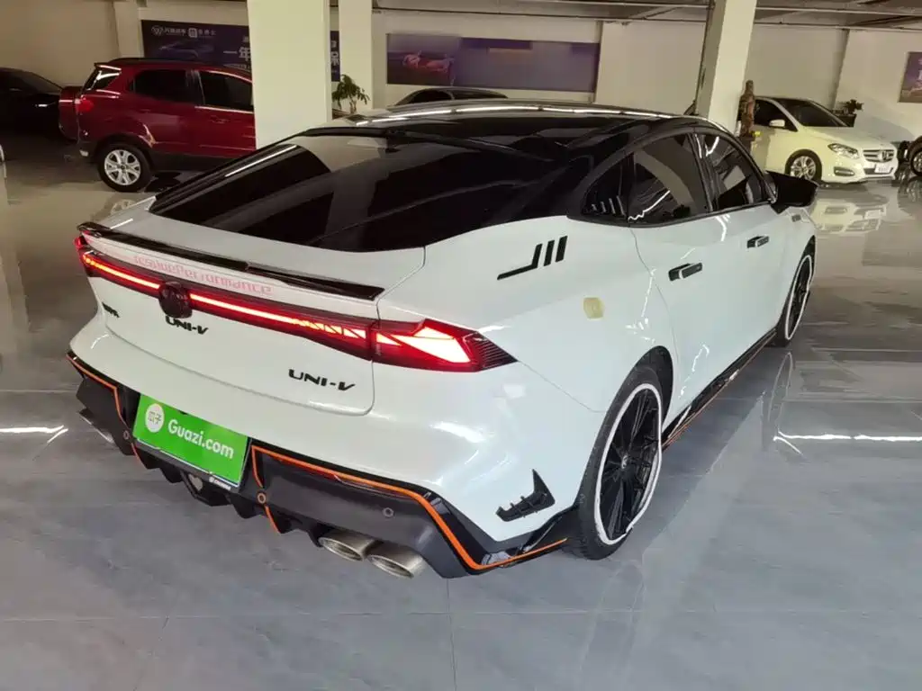 Changan UNI-V — миниатюра 7