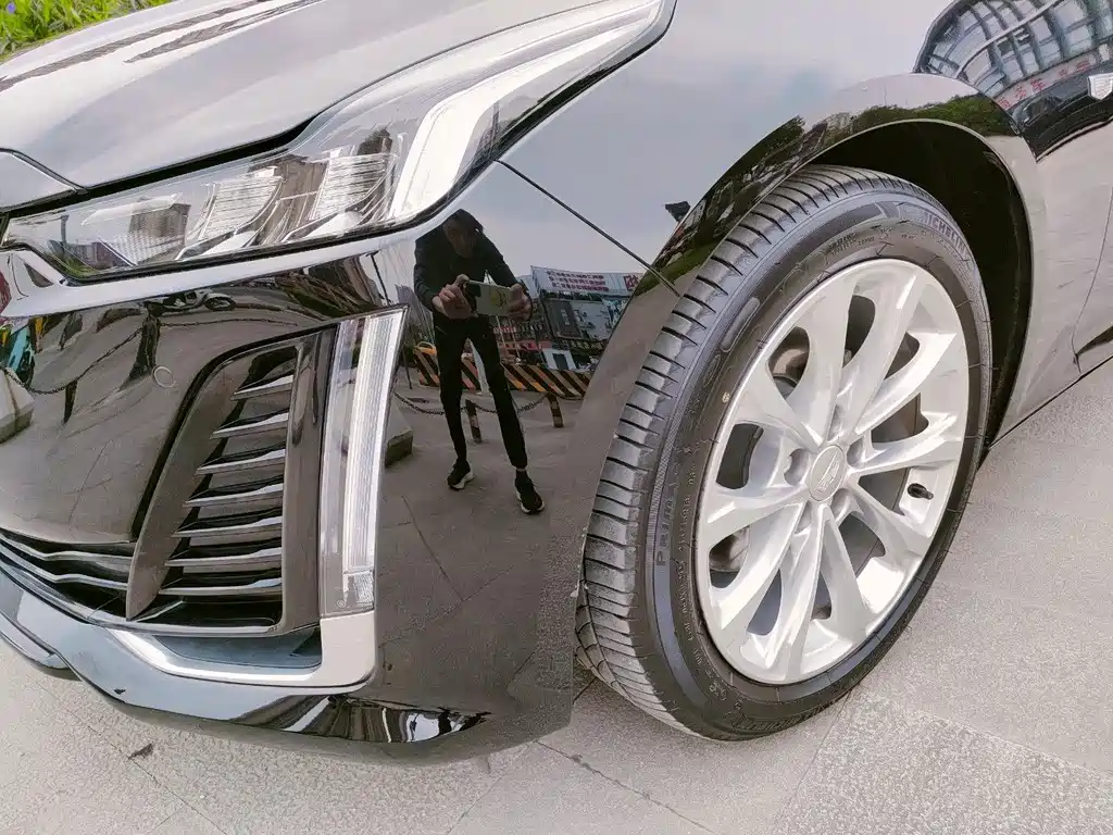 Cadillac CT5 — миниатюра 5