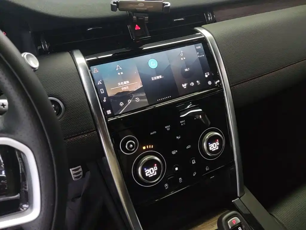 Land Rover Discovery Sport — миниатюра 13
