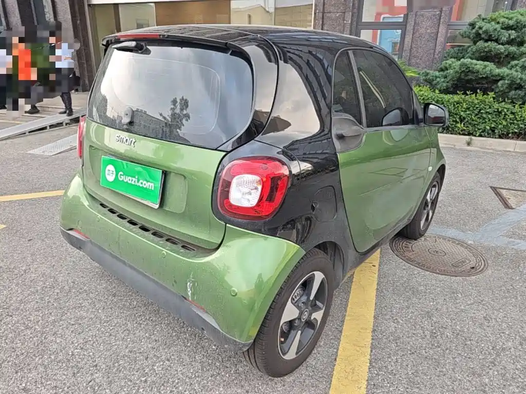 smart Smart Fortwo — миниатюра 7