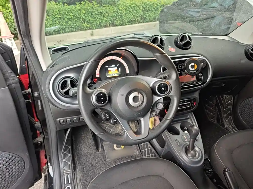 smart Smart Fortwo — миниатюра 11