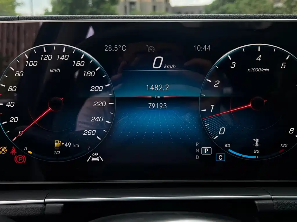 Mercedes-Benz GLE (Import) — миниатюра 7