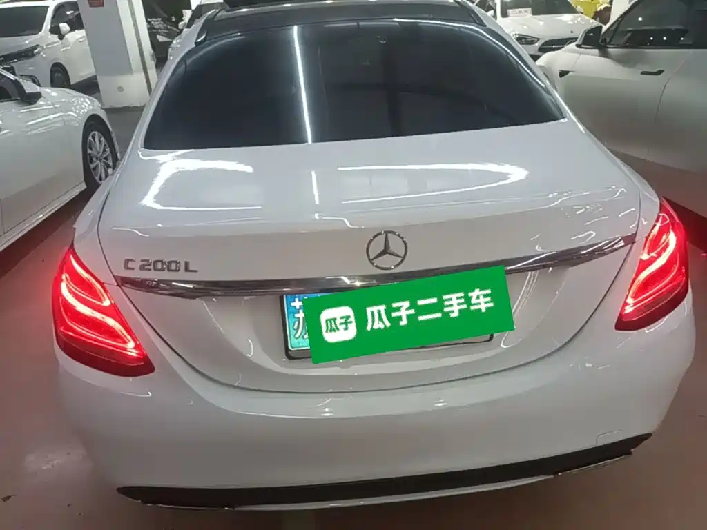 Mercedes-Benz C-Class — миниатюра 6
