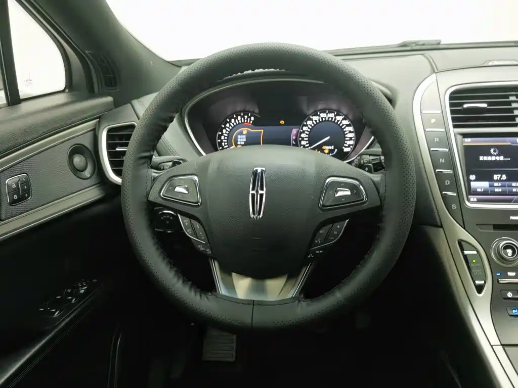 Lincoln MKX — миниатюра 11
