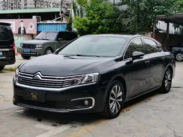 Citroen C6