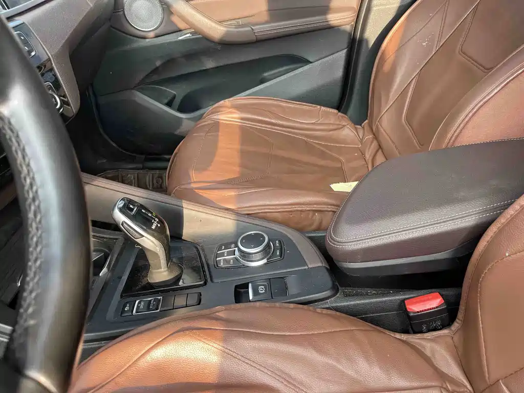 BMW X1 — миниатюра 10