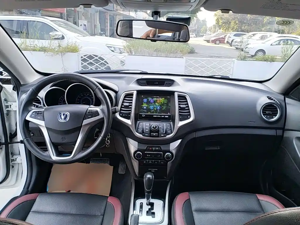Changan Eado XT — миниатюра 6