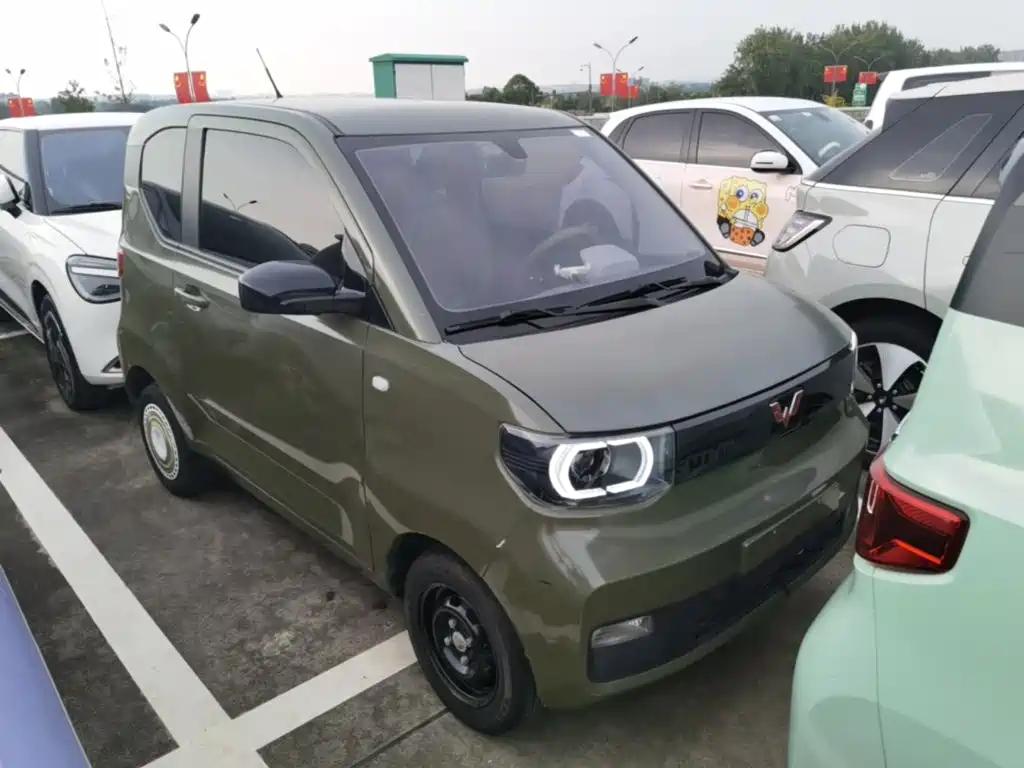 Wuling MINIEV — миниатюра 4
