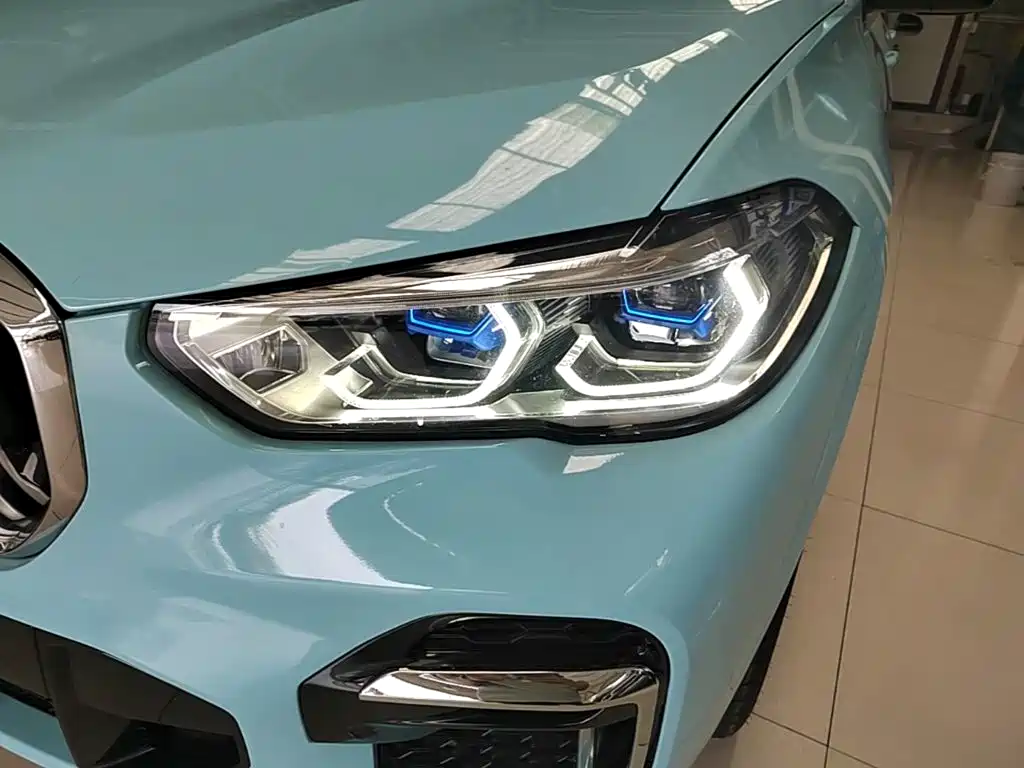 BMW X5 — миниатюра 24