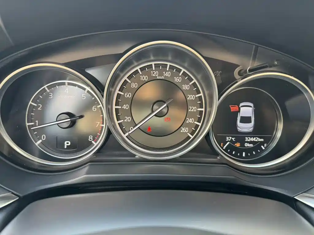 Mazda Atenza — миниатюра 5