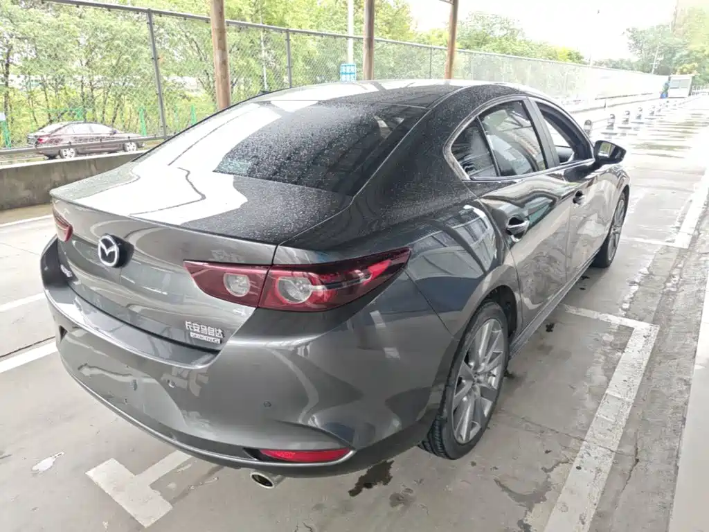 Mazda 3 Axela — миниатюра 7