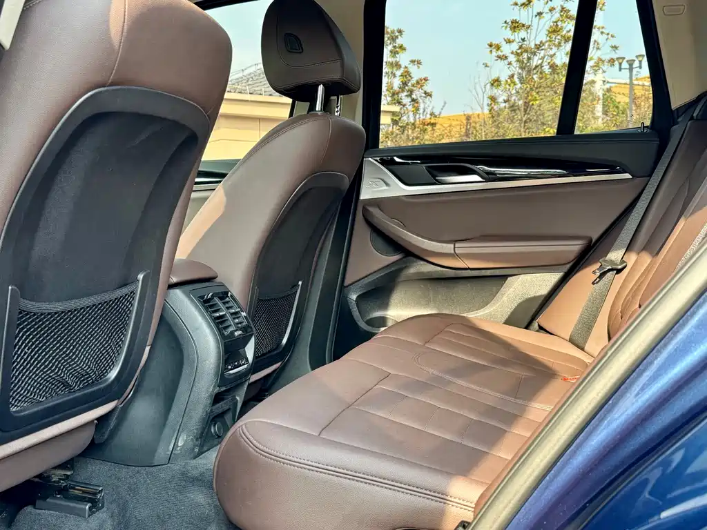 BMW X3 — миниатюра 5