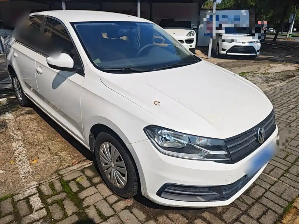 Volkswagen Santana — миниатюра 4
