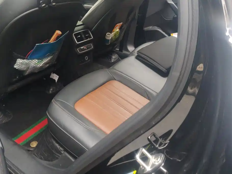 Audi Q5L — миниатюра 10