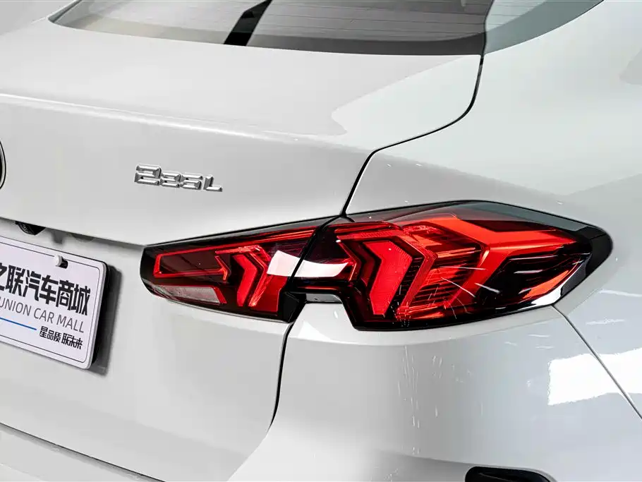 BMW 2 Series — миниатюра 8